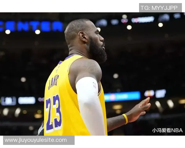 詹姆斯谈年龄与状态调整不必在赛季初强求完美表现 詹姆斯谈年龄与状态调整不必在赛季初强求完美表现